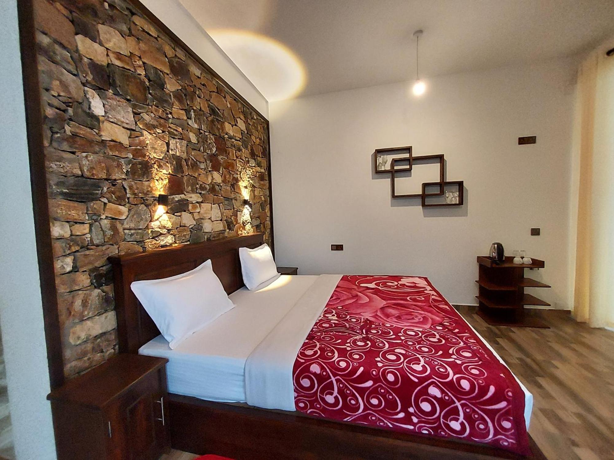 Nine Arch Gap Hotel Ella Bagian luar foto