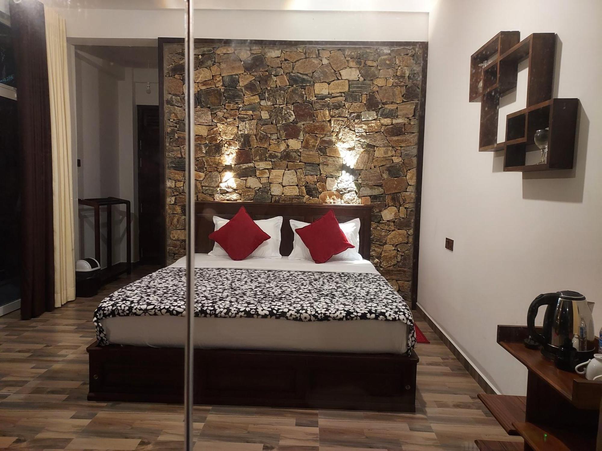 Nine Arch Gap Hotel Ella Bagian luar foto