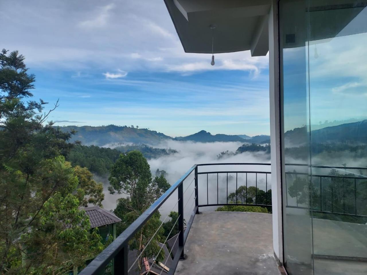 Nine Arch Gap Hotel Ella Bagian luar foto